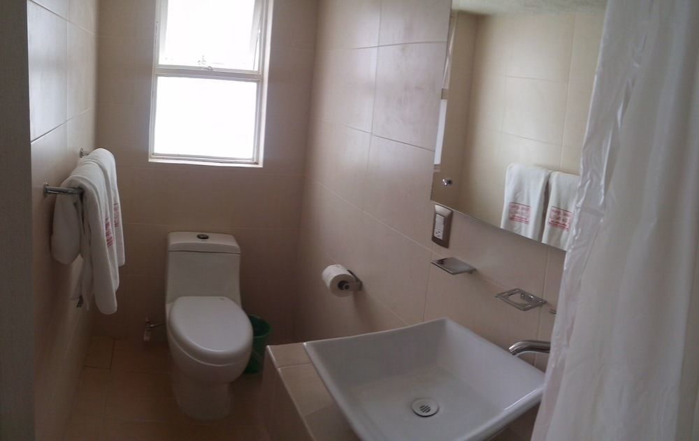 Hotel La Paz グアダラハラ エクステリア 写真